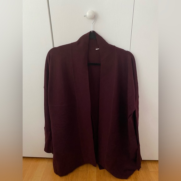 Lululemon Sit In Lotus Wrap II Maroon - Picture 2 of 6